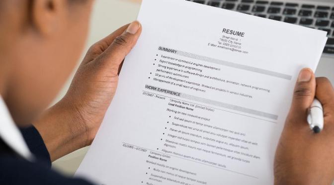 4 Resume Fixes That’ll Make You Way More Popular With Recruiters