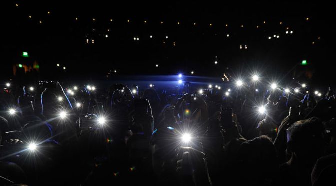 New Apple Patent Could Stop You From Taking Photos and Videos at Concerts